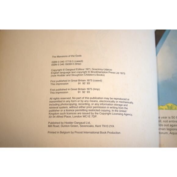 Asterix: The Mansions of the Gods Book 11 Goscinny & Uderzo 1993 Vintage Comic - Picture 2 of 3